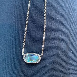 💚✨ Kendra Scott Necklace ✨💚